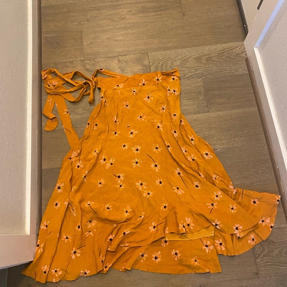 NWT Faithfull the Brand Belted Botany Orange Floral Daisy Ruffled MIDI Skirt 6 M - Picture 3 of 3